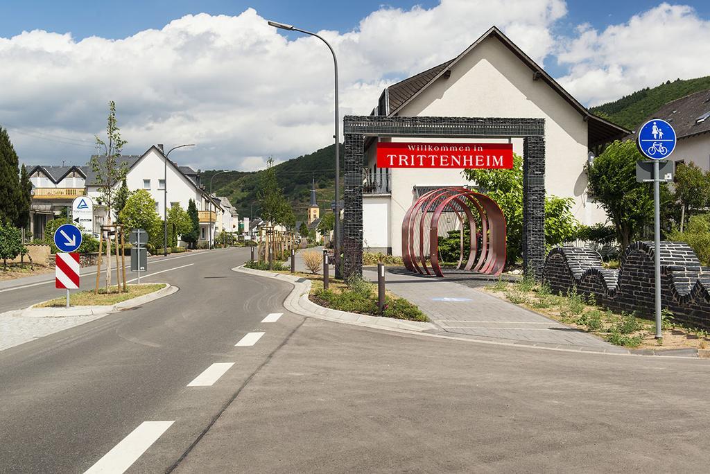 Weingut & Gaestehaus Edwin Hoffmann Trittenheim Exterior foto
